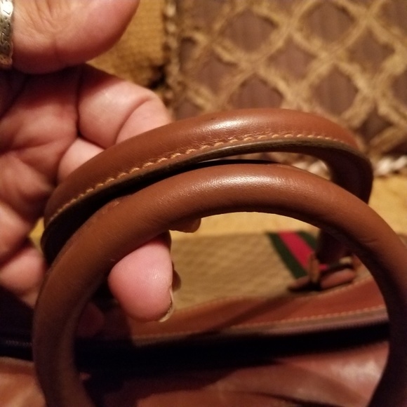 💯AUTHENTIC GUCCI CANVAS HANDBAG Final Price - Picture 3 of 11